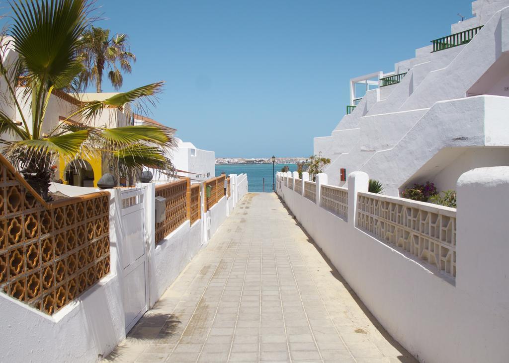 Anju Villas Los Delfines Bravo'S Apartments Corralejo Exterior foto